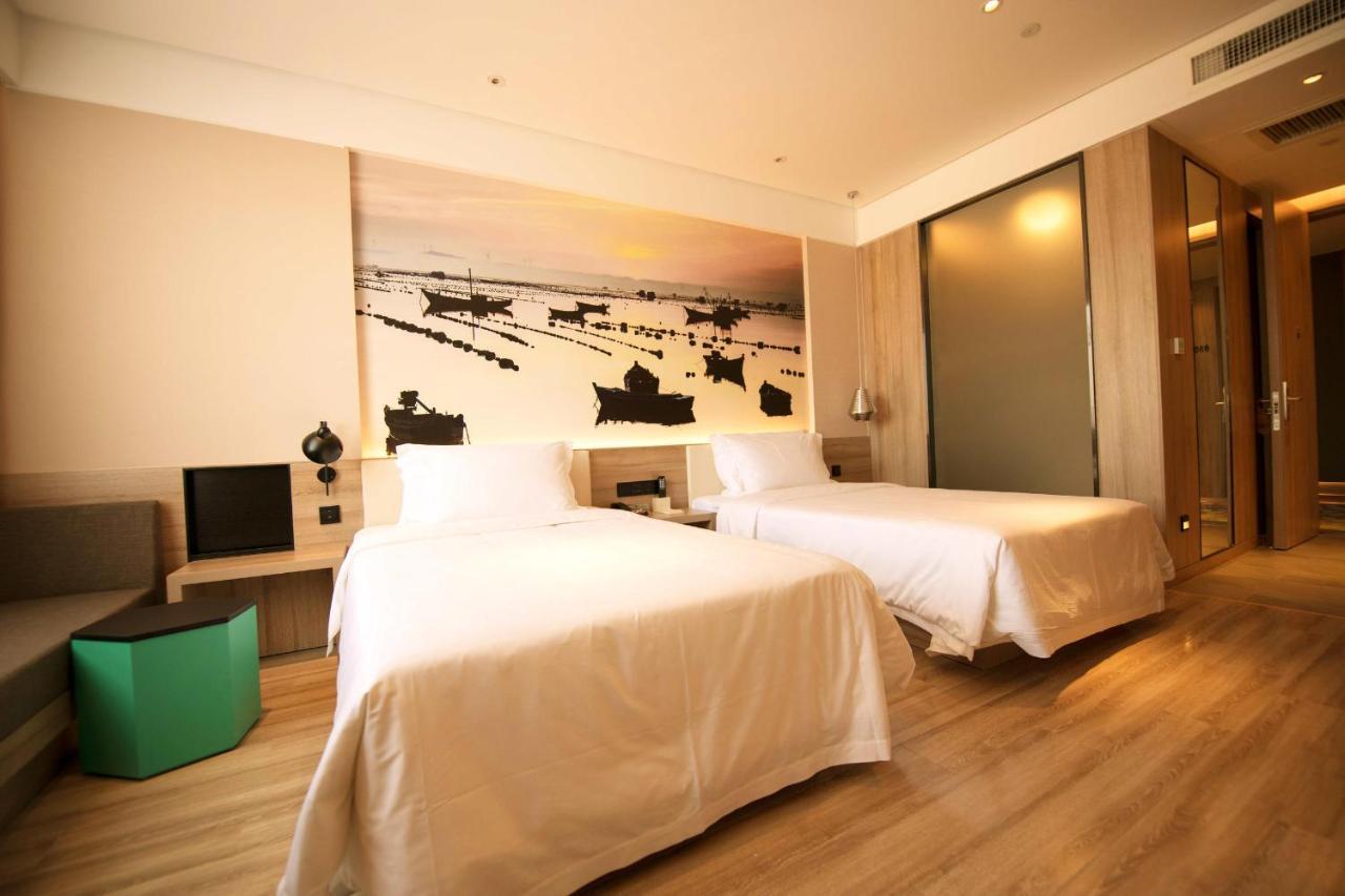 Atour Hotel Yantai South Station Yingchun Street Exteriör bild