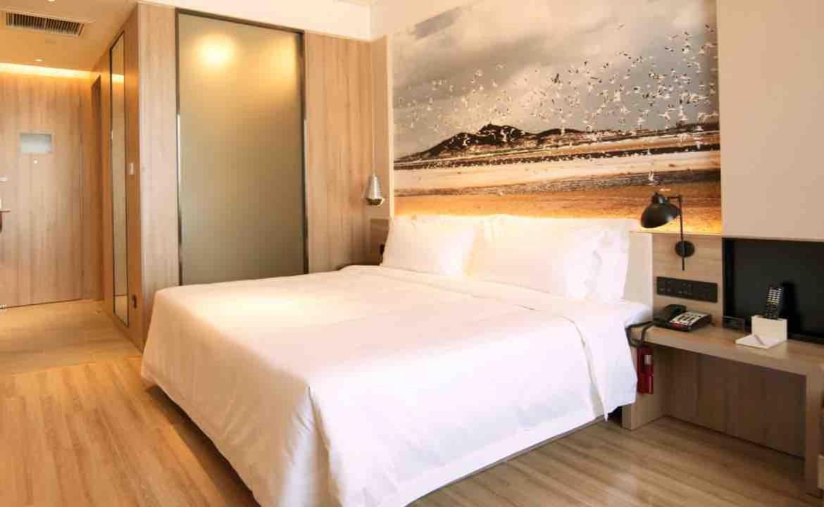 Atour Hotel Yantai South Station Yingchun Street Exteriör bild